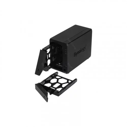 Сетевой накопитель Synology DS723+ 