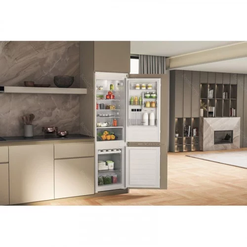 Холодильник встраиваемый Whirlpool WHC18D031A1 