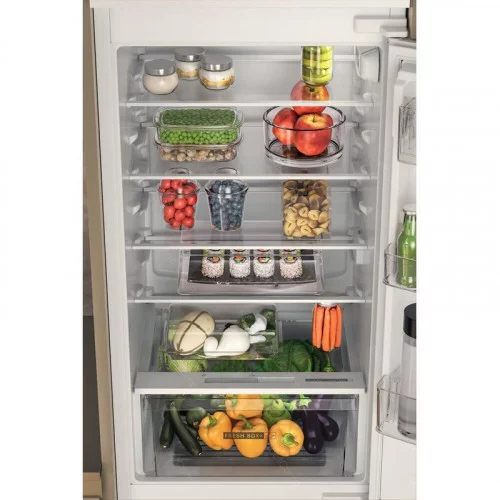 Холодильник встраиваемый Whirlpool WHC18D031A1 