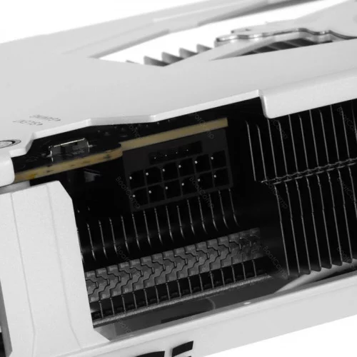 Видеокарта MSI GeForce RTX 5070 Ti GAMING TRIO OC WHITE (RTX 5070 Ti 16G GAMING TRIO OC WHITE) 