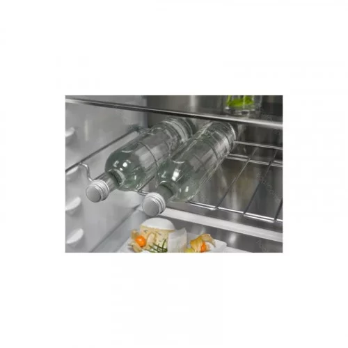 Холодильник встраиваемый Electrolux ENC8MD19S 
