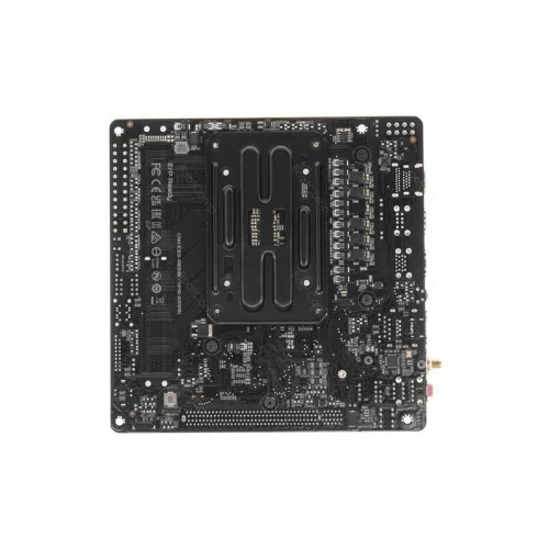 Материнская плата GIGABYTE A620I AX 