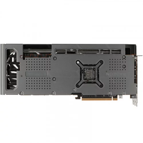 Видеокарта Sapphire AMD Radeon RX 7700 XT NITRO+ (11335-02) 