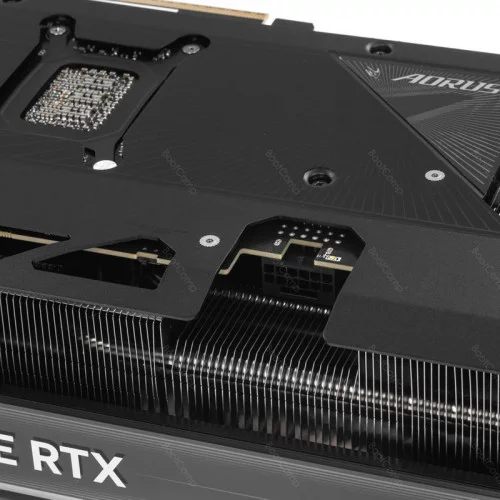 Видеокарта GIGABYTE GeForce RTX 5070 Ti AORUS MASTER (GV-N507TAORUS M-16GD) 
