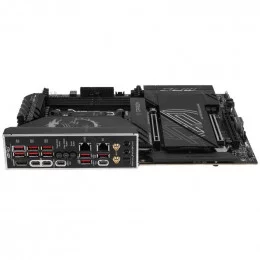Материнская плата MSI MPG X870E CARBON WIFI                                                                                                                                                                                                               