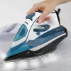Утюг Black+Decker BXIR2402E 