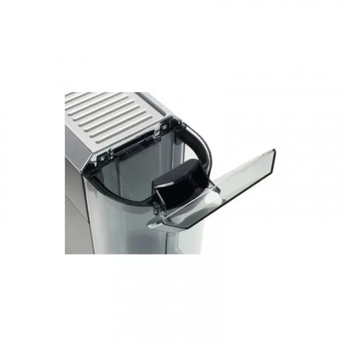 Кофеварка рожковая DeLonghi Dedica EC685BK 