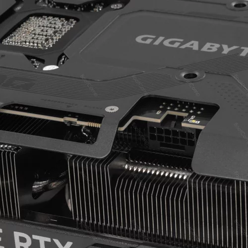 Видеокарта GIGABYTE GeForce RTX 5080 GAMING OC (GV-N5080GAMING OC-16GD) 