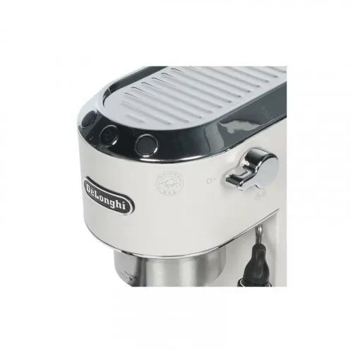 Кофеварка рожковая DeLonghi Dedica EC685W 